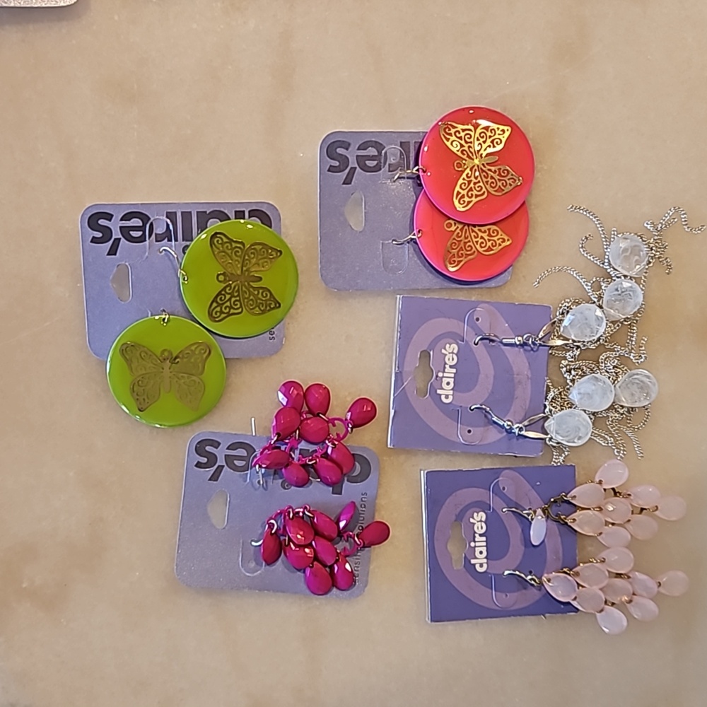 Claire's Earrings Lot of 15 Packs - Picture 3 of 12